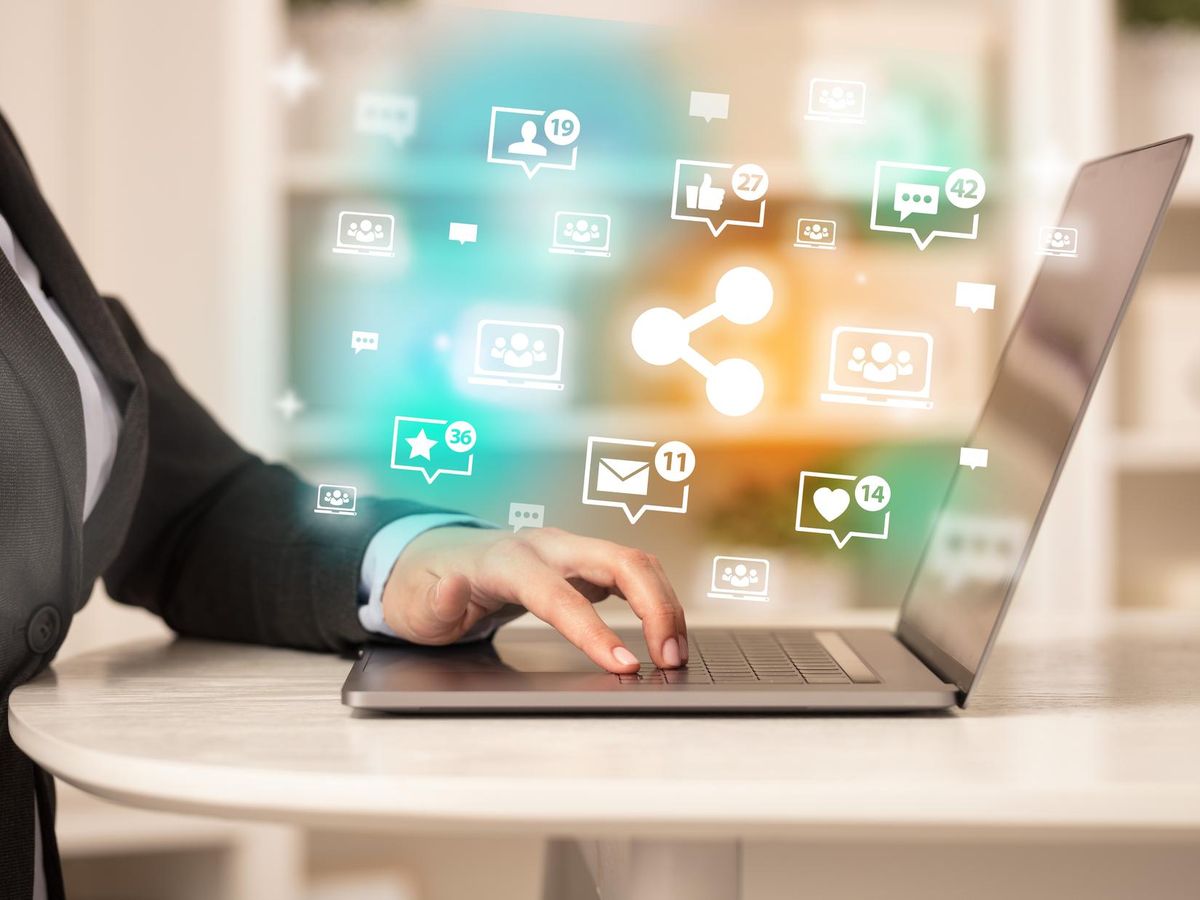 Integracja narzędzi online z firmową stroną internetową – klucz do automatyzacji i efektywności